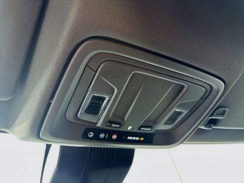 Used 2023 GMC Sierra 1500 Elevation image 33