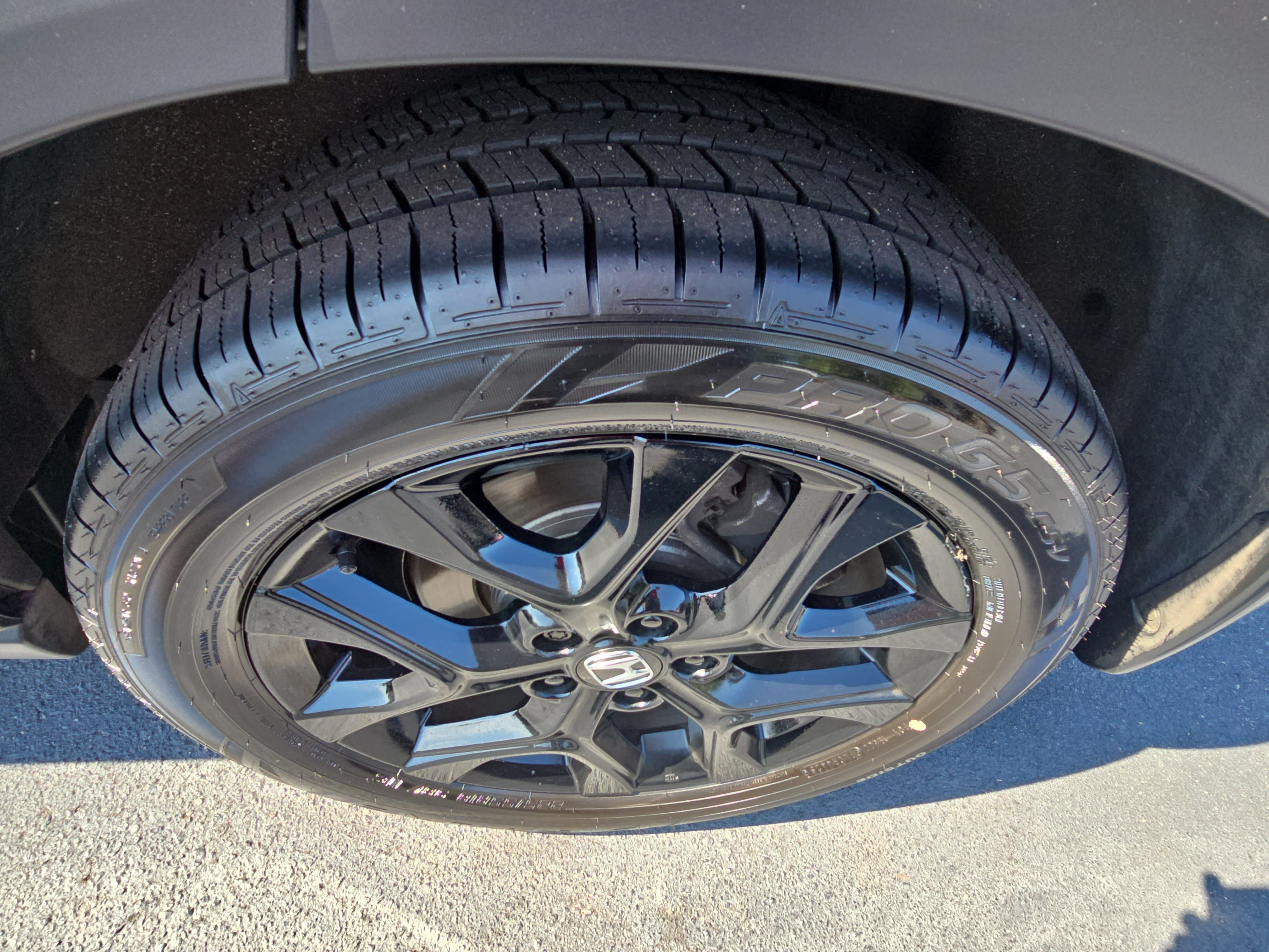 Certified 2025 Honda HR-V Sport image 31