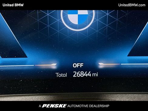 Used 2023 BMW 740i image 7