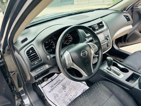 Used 2017 Nissan Altima 2.5 S w/ Power Driver Seat Package FWD image 13