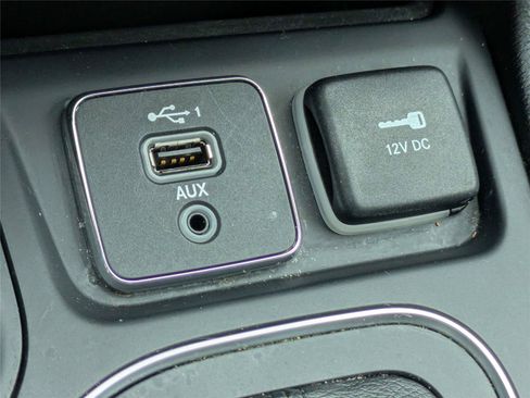 Certified 2022 Jeep Cherokee Latitude Lux AWD/4WD image 23