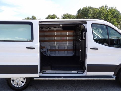 Used 2025 Ford Transit 250 Low Roof w/ Exterior Upgrade Package RWD image 25