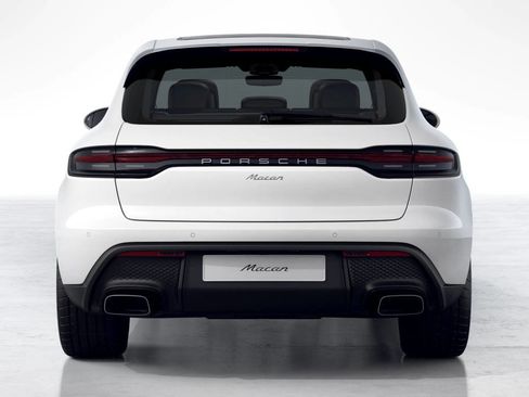 New 2026 Porsche Macan AWD/4WD image 7