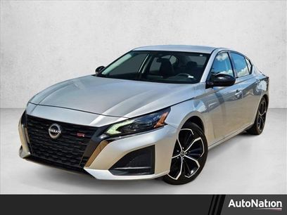 Used 2024 Nissan Altima 2.5 SR