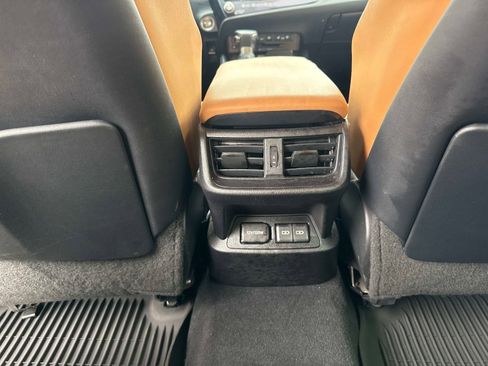 Used 2022 Lexus ES 350 Ultra Luxury w/ Accessory Package 2 image 12