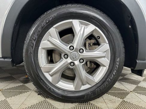 Used 2023 Honda HR-V LX image 9