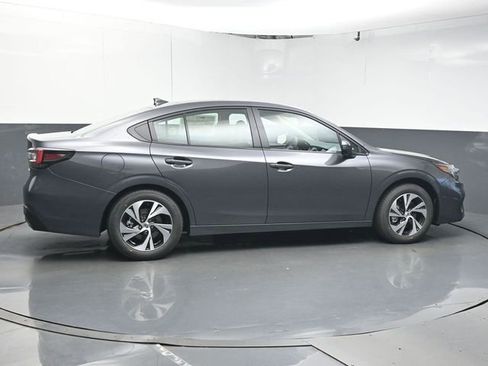 Used 2025 Subaru Legacy Premium w/ Popular Package #1 AWD/4WD image 8