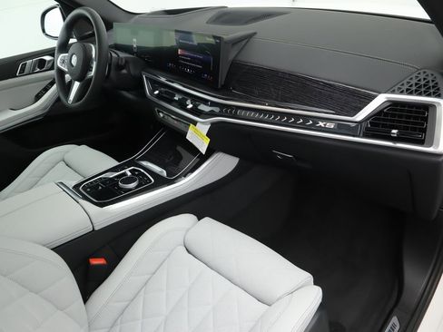 New 2026 BMW X5 xDrive40i image 18
