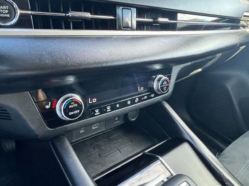 Used 2022 Mitsubishi Outlander SE image 27