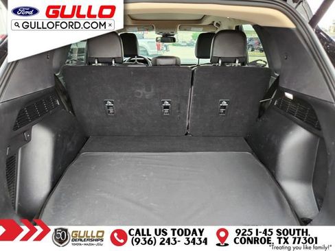 Used 2020 Ford Escape Titanium w/ Titanium Premium Package 2.0 FWD image 11