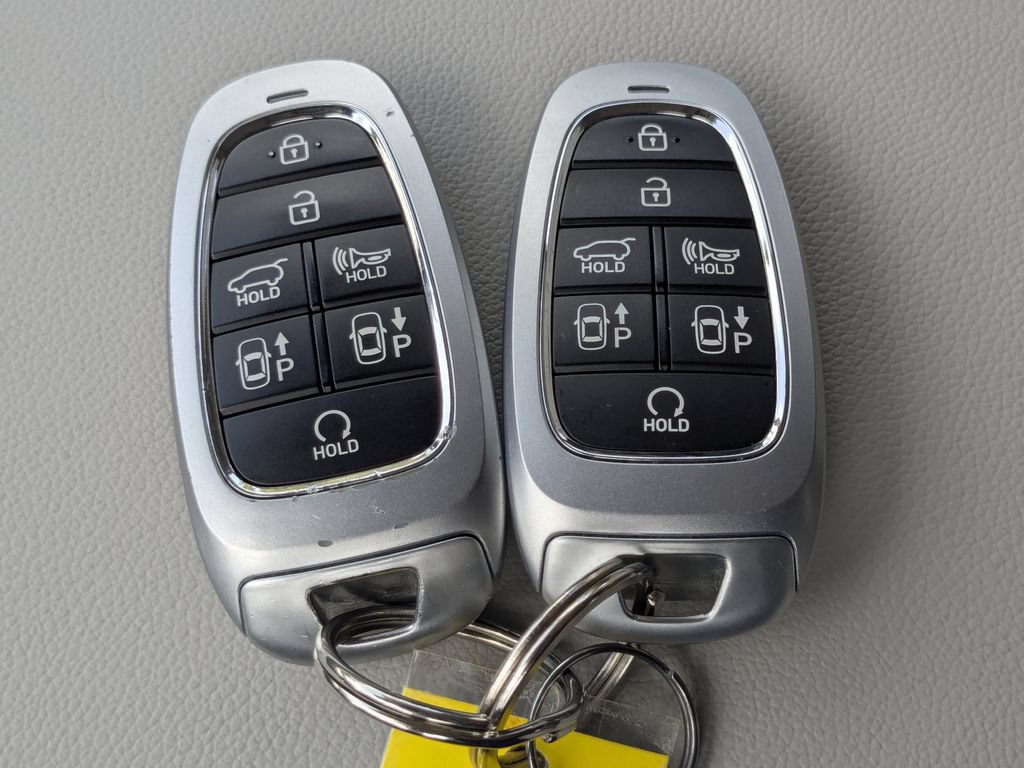 Used 2023 Hyundai Tucson Limited AWD/4WD image 38