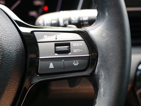 Used 2025 Honda Pilot EX-L image 21