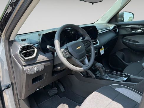 New 2026 Chevrolet TrailBlazer LS w/ LS Convenience Package AWD/4WD image 15