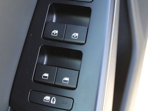 New 2026 Kia EV6 Light RWD image 18