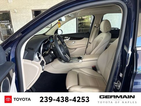 Used 2021 Mercedes-Benz GLC 300 image 14