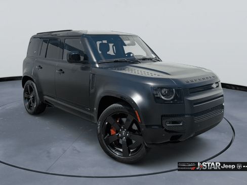 Used 2024 Land Rover Defender 110 X AWD/4WD image 3