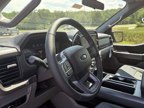 New 2026 Ford F150 XLT w/ Equipment Group 301A Standard AWD/4WD image 28