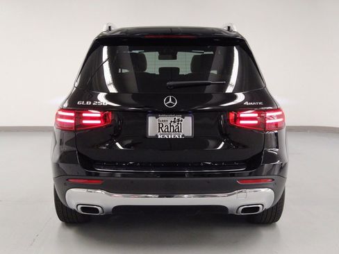 Certified 2025 Mercedes-Benz GLB 250 4MATIC image 6