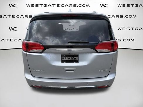 Used 2019 Chrysler Pacifica Limited FWD image 8