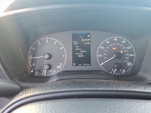 Used 2025 Toyota Corolla LE image 4