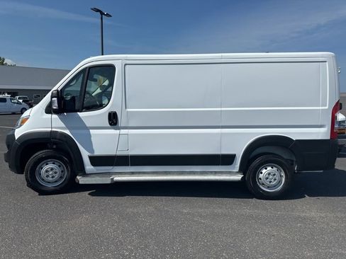 Used 2023 RAM ProMaster 2500 image 4