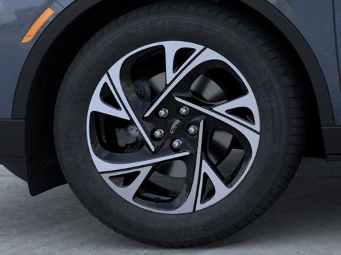 New 2026 Lincoln Nautilus Premier w/ Jet Appearance Package AWD/4WD image 19