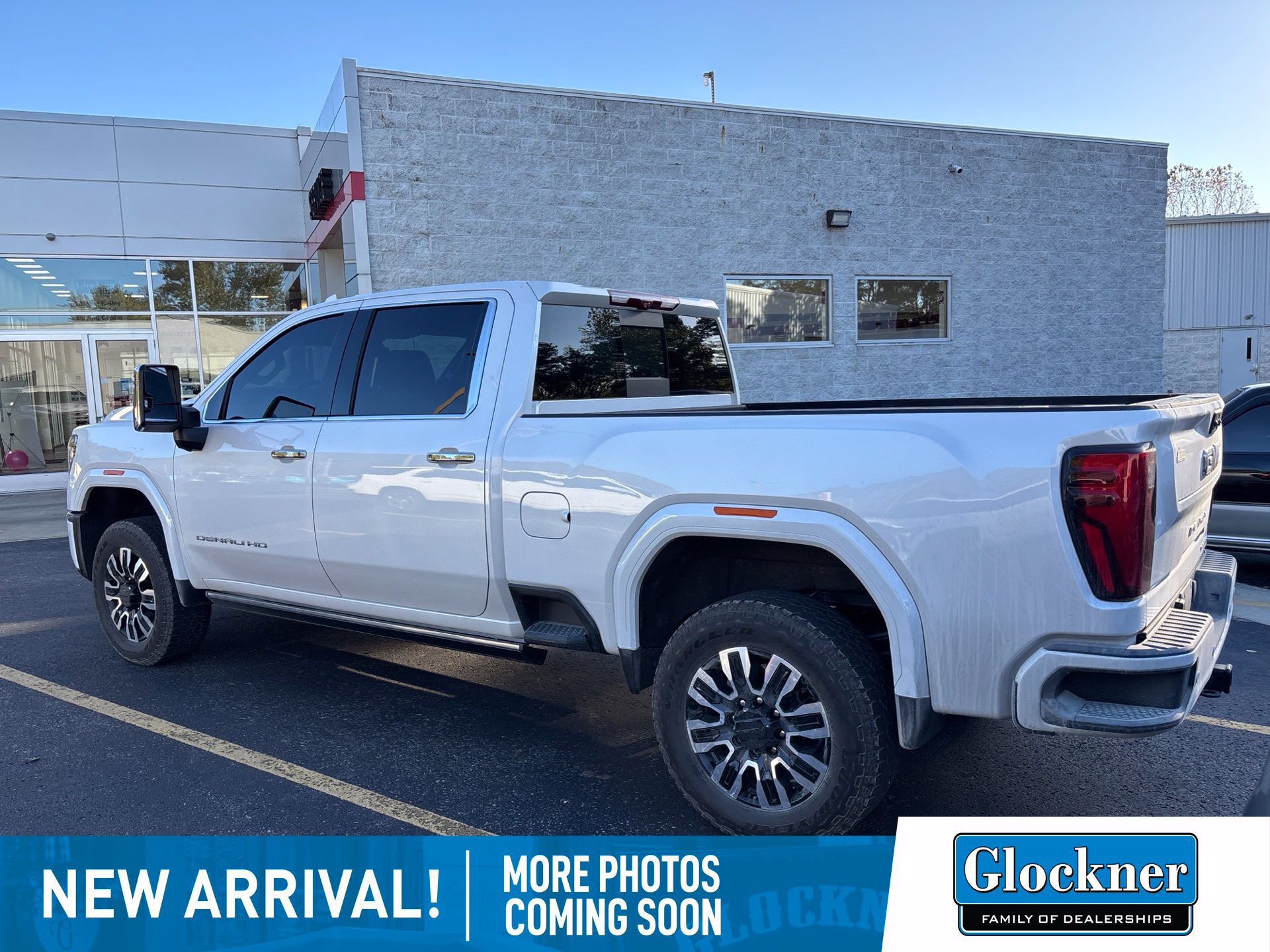 Used 2024 GMC Sierra 2500 Denali Ultimate w/ Max Trailering Package AWD/4WD image 5