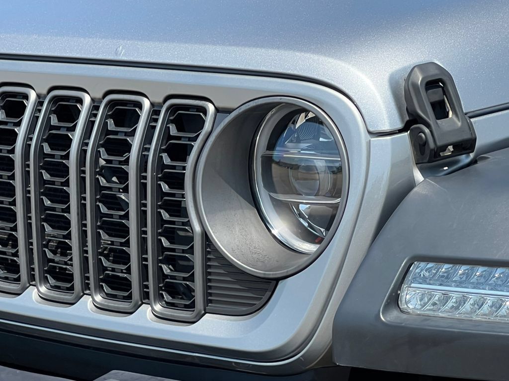 Used 2020 Jeep Wrangler Unlimited Sport S AWD/4WD image 33