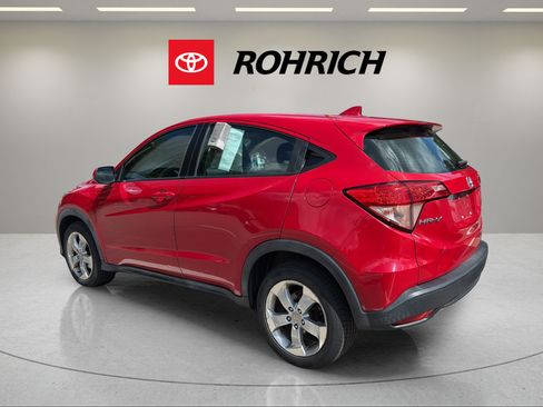 Used 2016 Honda HR-V LX image 8