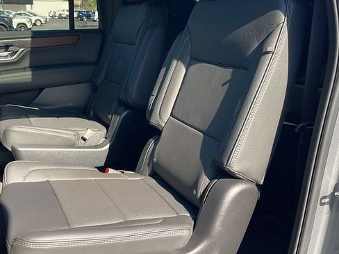 New 2026 GMC Yukon XL Denali w/ Sun & Power Step Package AWD/4WD image 16