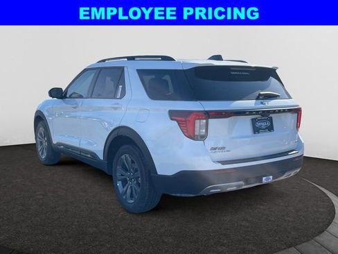 New 2026 Ford Explorer Active w/ Active Comfort Package AWD/4WD image 3
