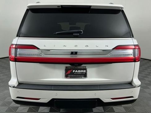 Used 2019 Lincoln Navigator Reserve AWD/4WD image 6