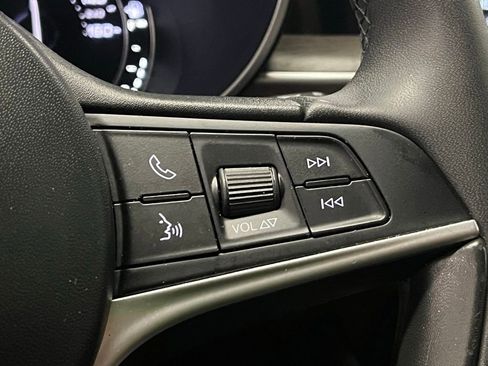 Used 2018 Alfa Romeo Stelvio Ti AWD/4WD image 25