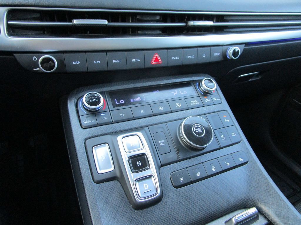 Used 2024 Hyundai Palisade Limited FWD image 43