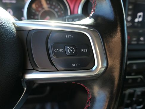 Used 2022 Jeep Wrangler Unlimited Rubicon image 12