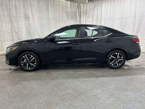 Used 2025 Nissan Sentra SV image 5