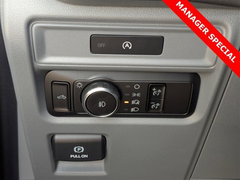 New 2025 Ford F150 XLT w/ Equipment Group 301A Standard image 16