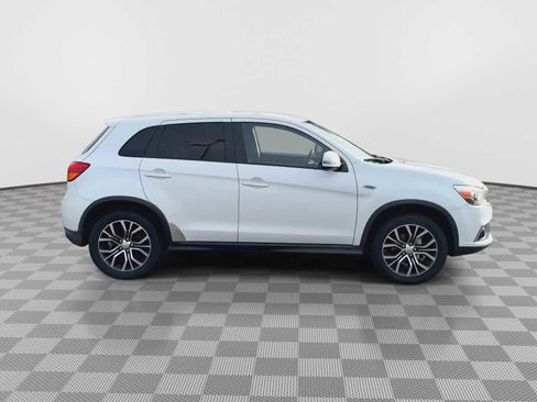 Used 2016 Mitsubishi Outlander Sport ES image 9