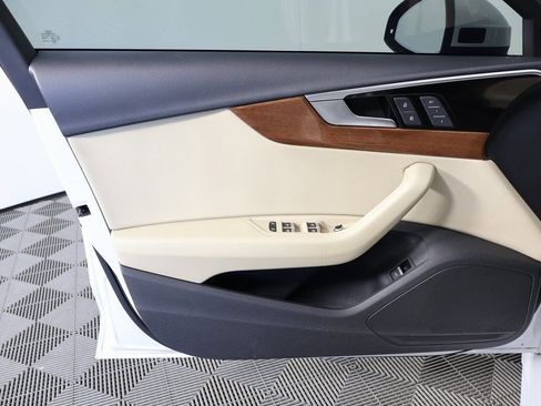 Used 2022 Audi A4 2.0T Premium w/ Convenience Package image 12