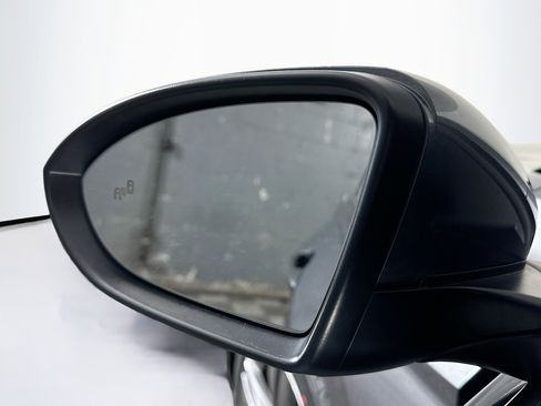 Used 2024 Volkswagen Jetta SE image 16