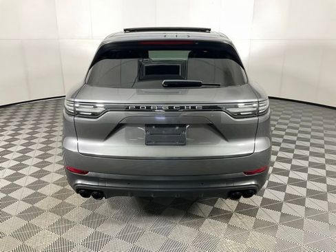 Used 2020 Porsche Cayenne E-Hybrid image 5