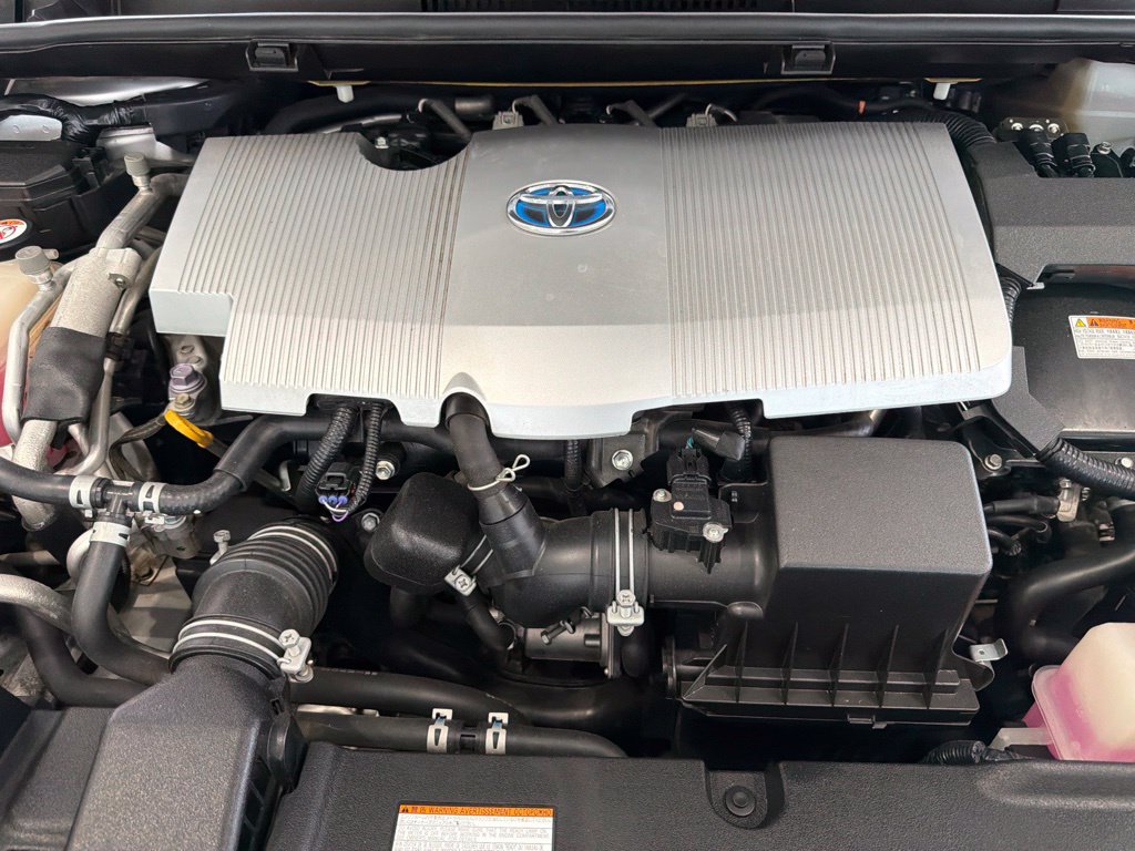 Certified 2020 Toyota Prius Prime Limited FWD image 34