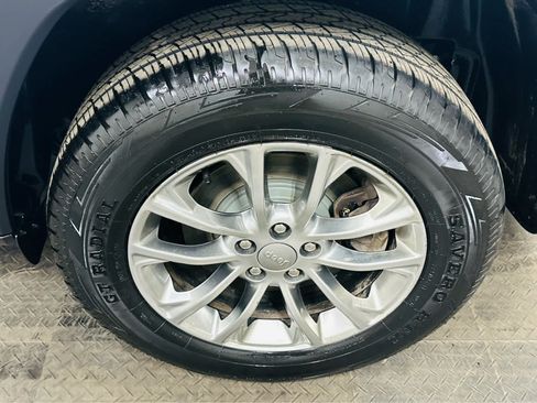 Certified 2021 Jeep Cherokee Latitude Lux AWD/4WD image 30