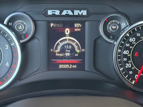 Used 2024 RAM 3500 Tradesman w/ Chrome Appearance Group AWD/4WD image 24