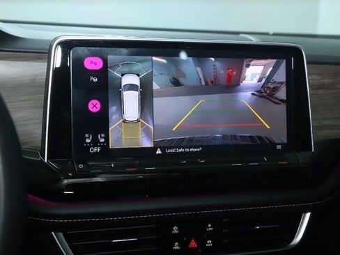 Used 2024 Volkswagen Atlas SEL Premium R-Line image 34