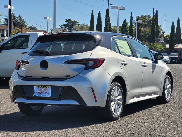 New 2027 Toyota Corolla SE FWD image 5