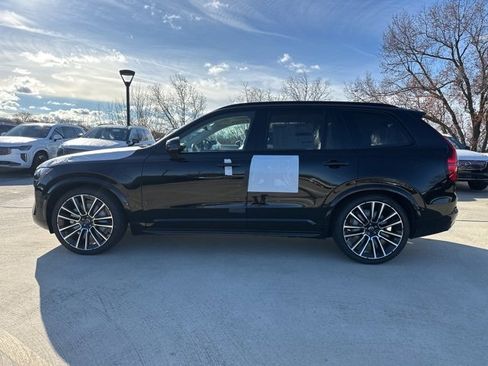New 2026 Volvo XC90 B6 Ultra w/ Lounge Package image 4