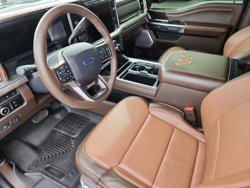 Used 2024 Ford F250 King Ranch image 9
