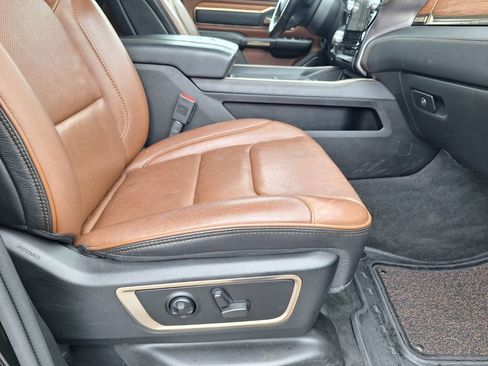 Used 2022 RAM 1500 Limited w/ Body Color Bumper Group AWD/4WD image 28