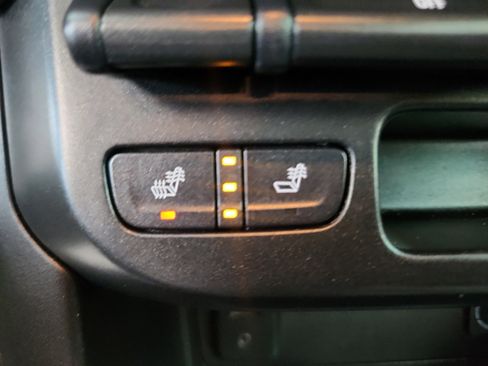 Used 2017 Chevrolet Colorado Z71 image 32